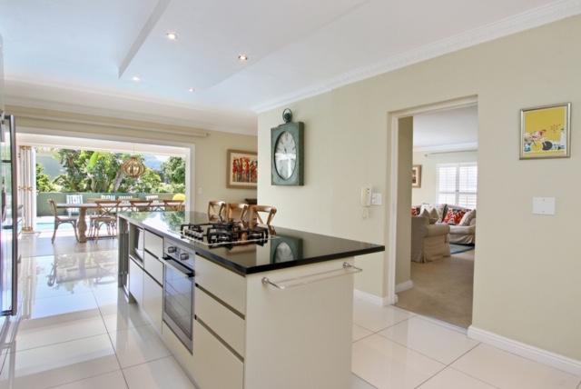 To Let 3 Bedroom Property for Rent in Hout Bay Western Cape